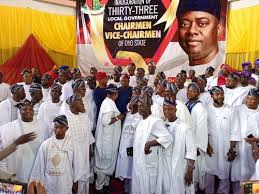 Makinde swears-in LG chairmen, vice-chairmen in Oyo